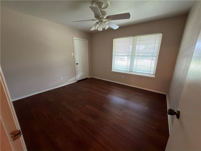 4302 Pecan Valley Dr, Corpus Christi, TX 78413