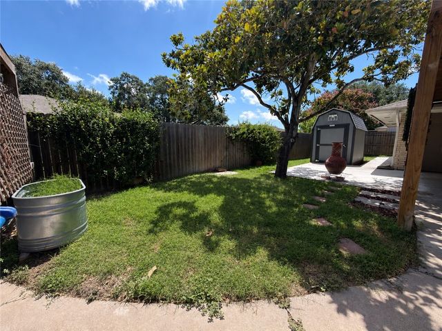 4302 Pecan Valley Dr, Corpus Christi, TX 78413