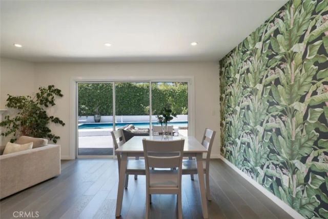 4527 Santa Lucia Drive, Woodland Hills, CA 91364