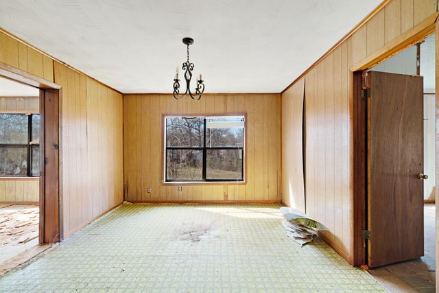 1080 Hearon Street E, Paris, TX 75460