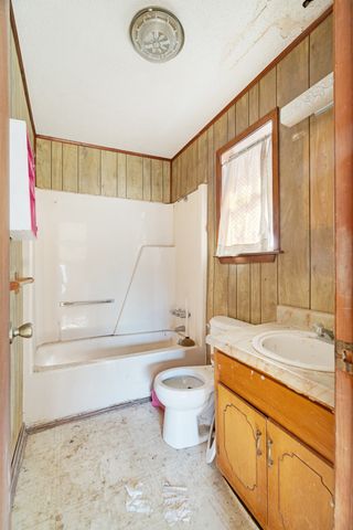 1080 Hearon Street E, Paris, TX 75460