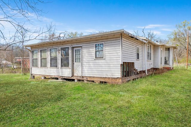 1080 Hearon Street E, Paris, TX 75460