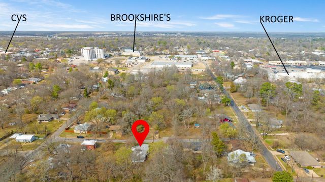 1080 Hearon Street E, Paris, TX 75460