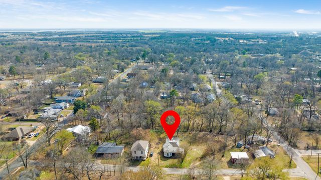 1080 Hearon Street E, Paris, TX 75460