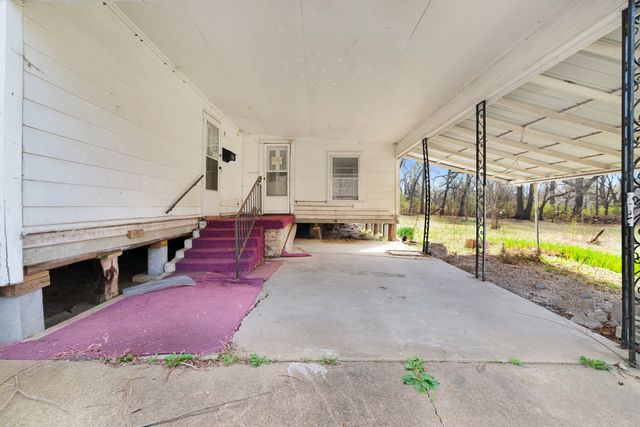 1080 Hearon Street E, Paris, TX 75460