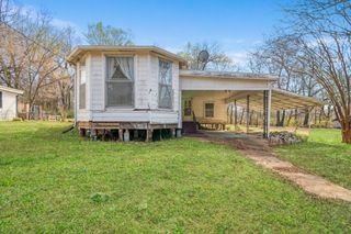1080 Hearon Street E, Paris, TX 75460