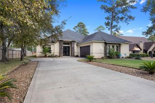 12122 Hawthorne Drive, Montgomery, TX 77356