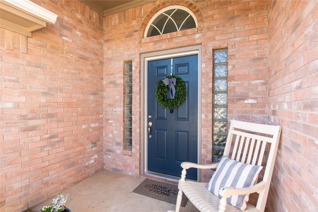 2717 Wendell Drive, Denton, TX 76207