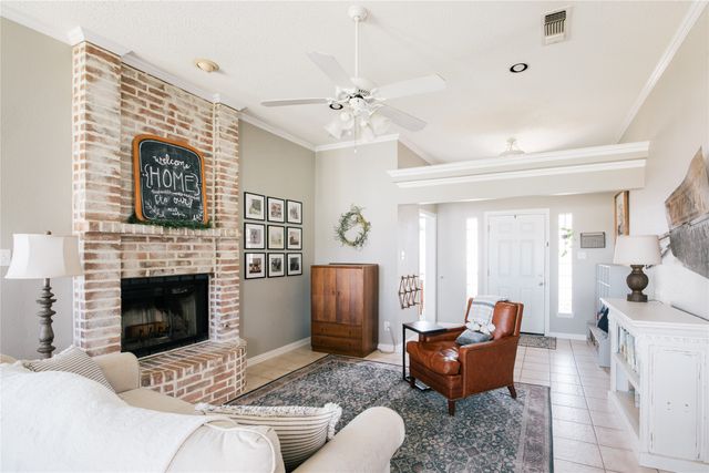 2717 Wendell Drive, Denton, TX 76207