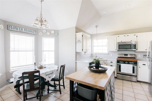 2717 Wendell Drive, Denton, TX 76207