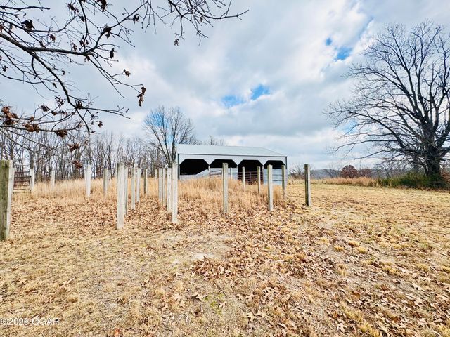 795 Anthony Road, Pineville, MO 64856