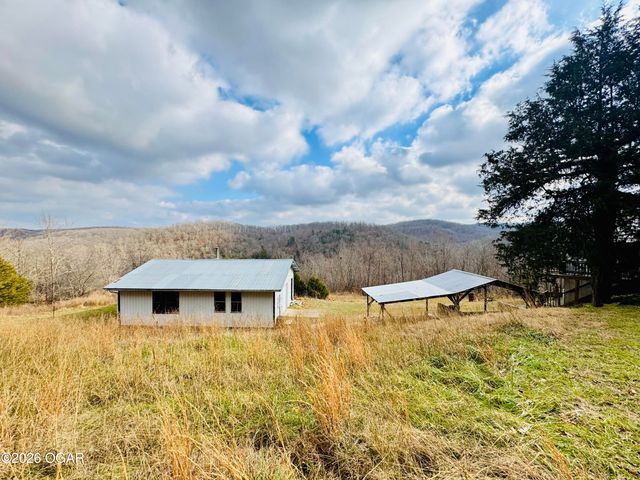 795 Anthony Road, Pineville, MO 64856