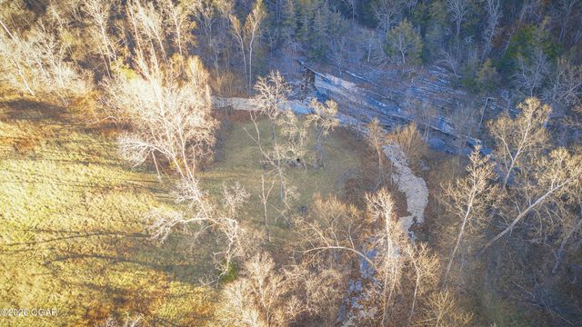 795 Anthony Road, Pineville, MO 64856