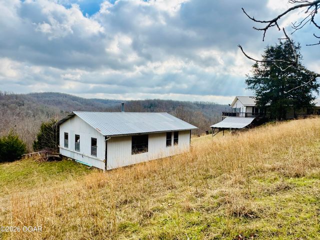 795 Anthony Road, Pineville, MO 64856