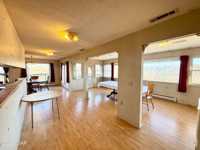 795 Anthony Road, Pineville, MO 64856