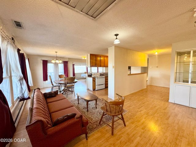 795 Anthony Road, Pineville, MO 64856