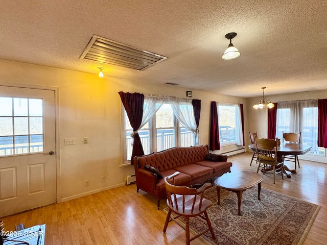 795 Anthony Road, Pineville, MO 64856