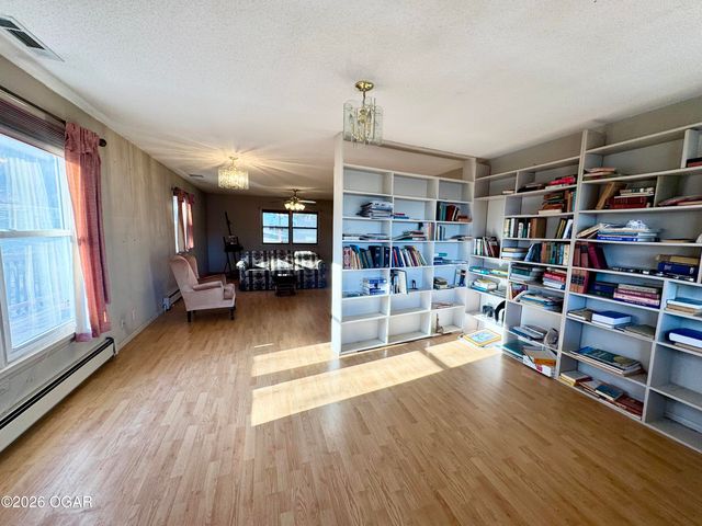 795 Anthony Road, Pineville, MO 64856