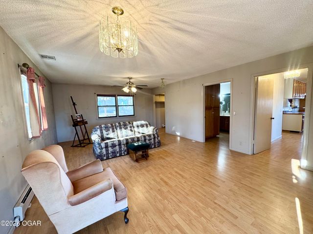 795 Anthony Road, Pineville, MO 64856