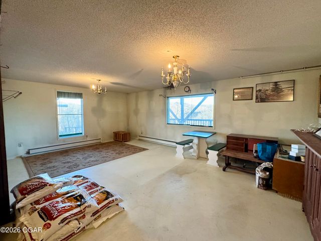 795 Anthony Road, Pineville, MO 64856