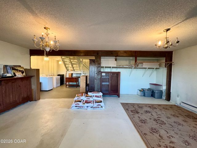 795 Anthony Road, Pineville, MO 64856