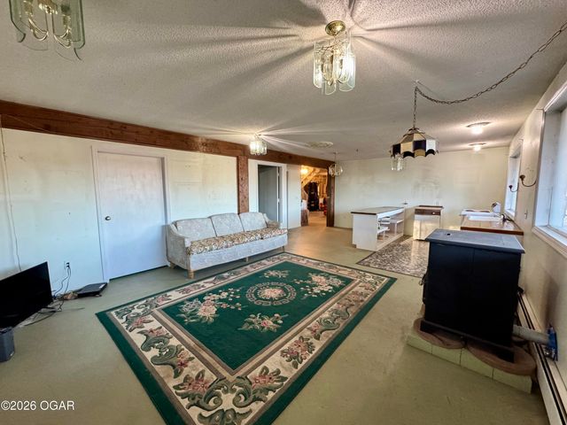 795 Anthony Road, Pineville, MO 64856