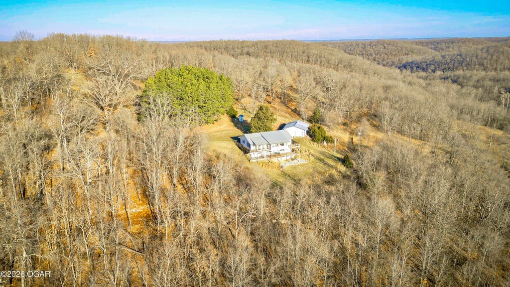795 Anthony Road, Pineville, MO 64856