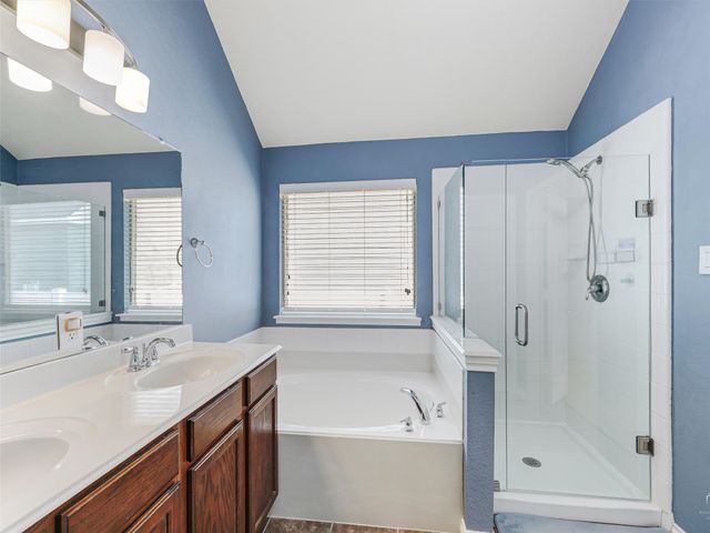 1201 Hayden Lane, Savannah, TX 76227