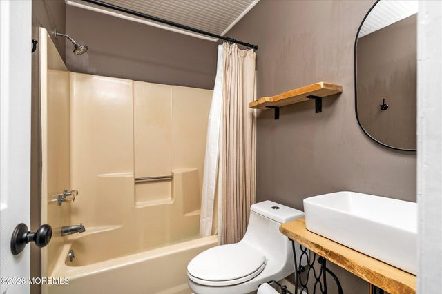 79 Imlaystown Hightstown Road, Allentown, NJ 08501