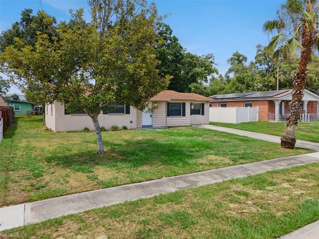 712 CLAYTON STREET, Brandon, FL 33511