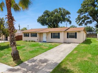 712 CLAYTON STREET, Brandon, FL 33511