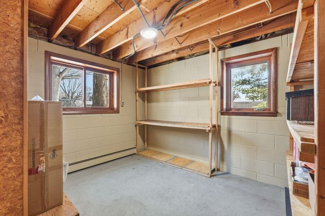 4770 Flag Avenue N, New Hope, MN 55428