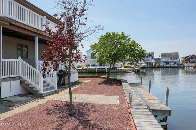 91 E Granada Drive, Brick, NJ 08723