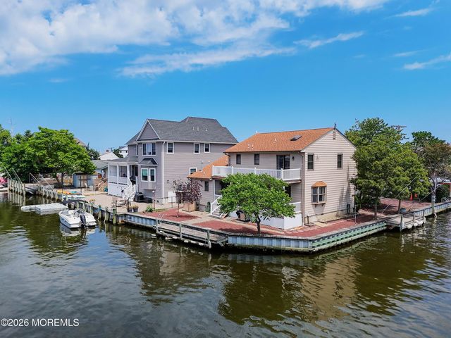 91 E Granada Drive, Brick, NJ 08723