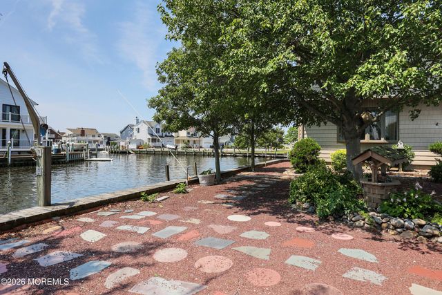91 E Granada Drive, Brick, NJ 08723