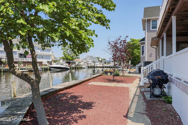 91 E Granada Drive, Brick, NJ 08723