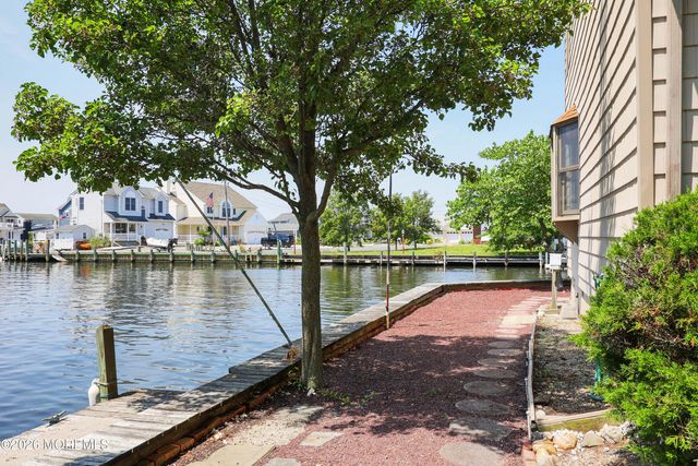 91 E Granada Drive, Brick, NJ 08723