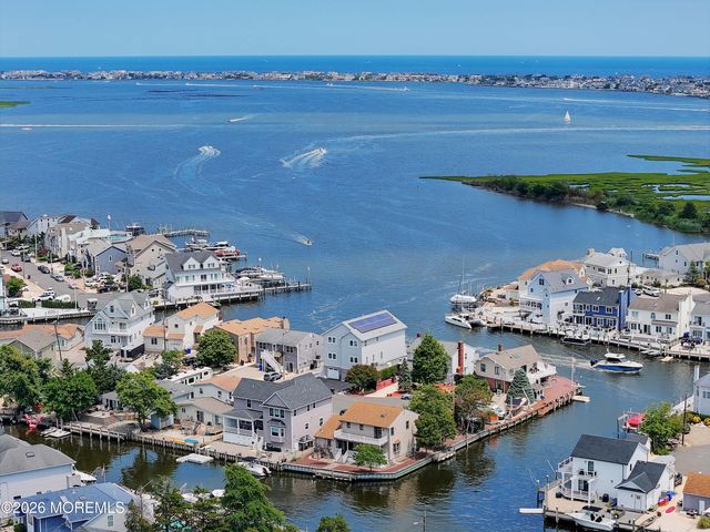 91 E Granada Drive, Brick, NJ 08723