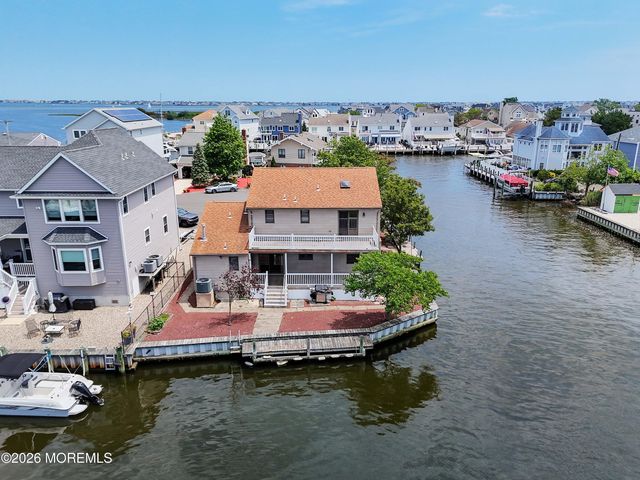 91 E Granada Drive, Brick, NJ 08723
