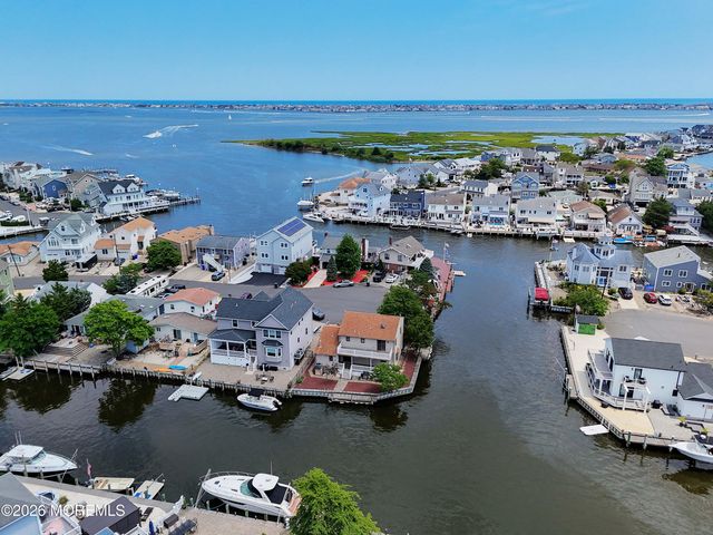 91 E Granada Drive, Brick, NJ 08723
