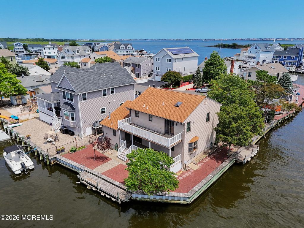 91 E Granada Drive, Brick, NJ 08723