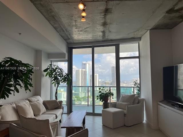 3301 NE 1st Ave H2606, Miami, FL 33137