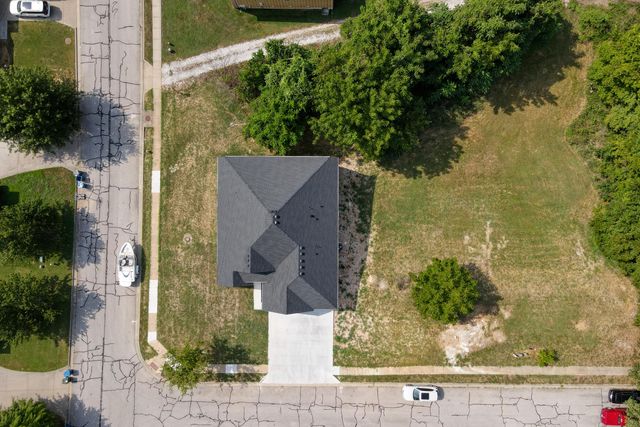 2014 E Jay Street, Ozark, MO 65721