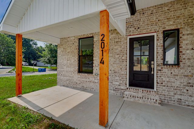 2014 E Jay Street, Ozark, MO 65721