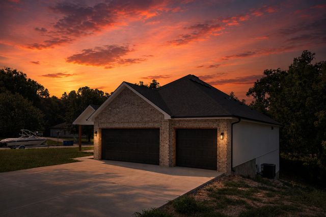 2014 E Jay Street, Ozark, MO 65721