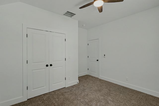 2014 E Jay Street, Ozark, MO 65721