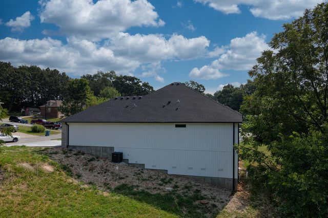 2014 E Jay Street, Ozark, MO 65721