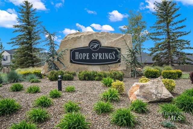 11194 W Campanula Ct, Star, ID 83669