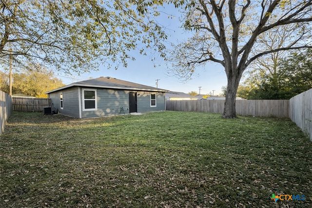 1411 N 10th Street, Killeen, TX 76541