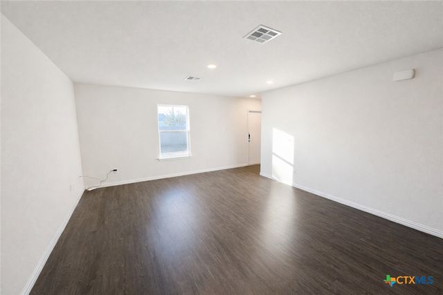 1411 N 10th Street, Killeen, TX 76541